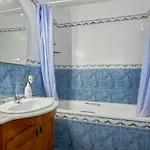 Appartamento Modern In With A Shared Pool