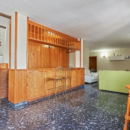 Modern In With A Shared Pool