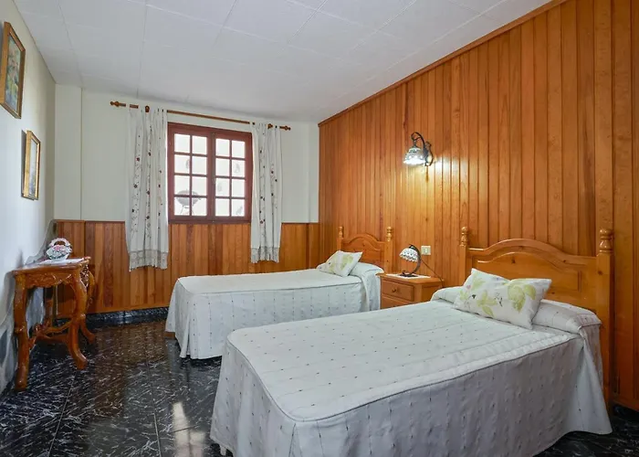 Modern In With A Shared Pool * Buenavista del Norte